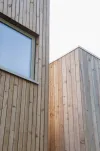 Aluminium kozijnen met houten gevelbekleding